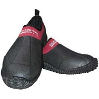 Statesman Garden Runner Shoes $29.99